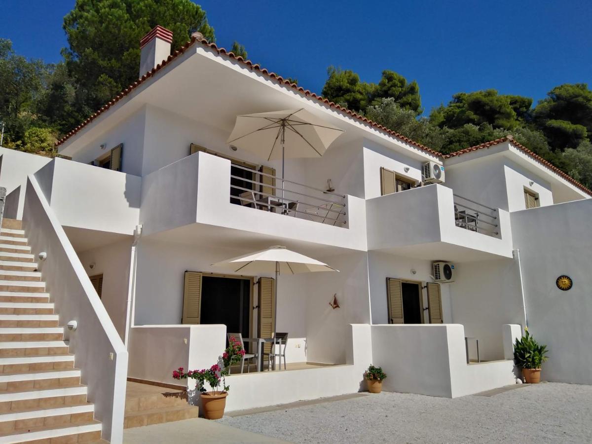 Skiathos Lagoterra Apartments Exterior photo