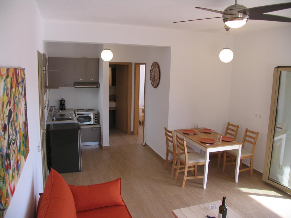 Skiathos Lagoterra Apartments Exterior photo