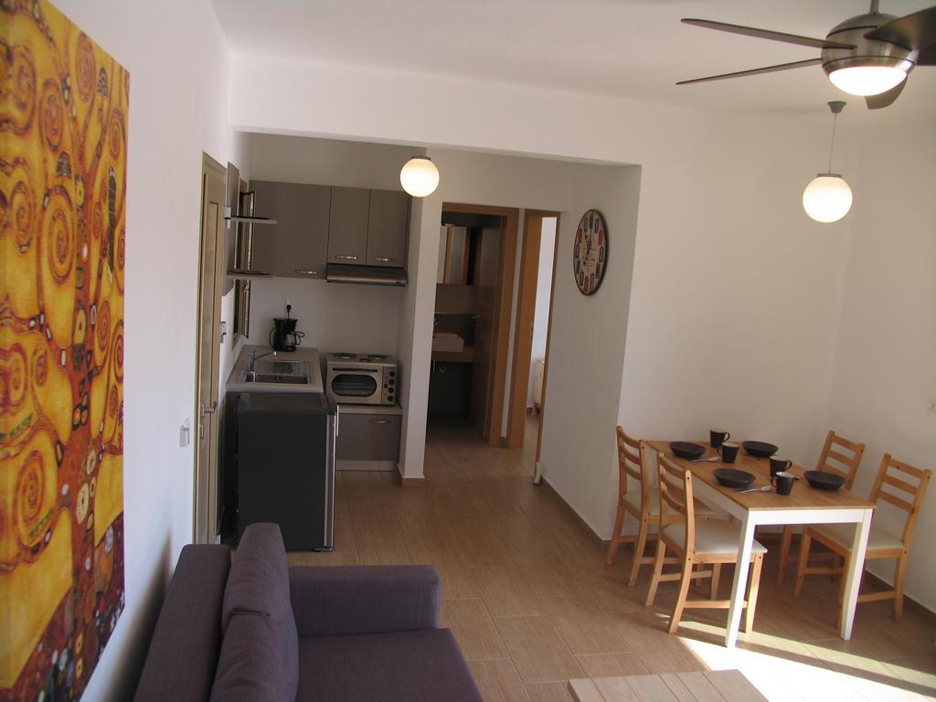 Skiathos Lagoterra Apartments Exterior photo